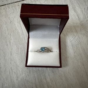 Aquamarine 10k gold with diamonds